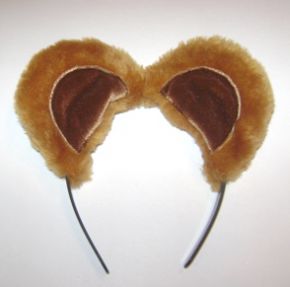 lāča ausis lācis lācim